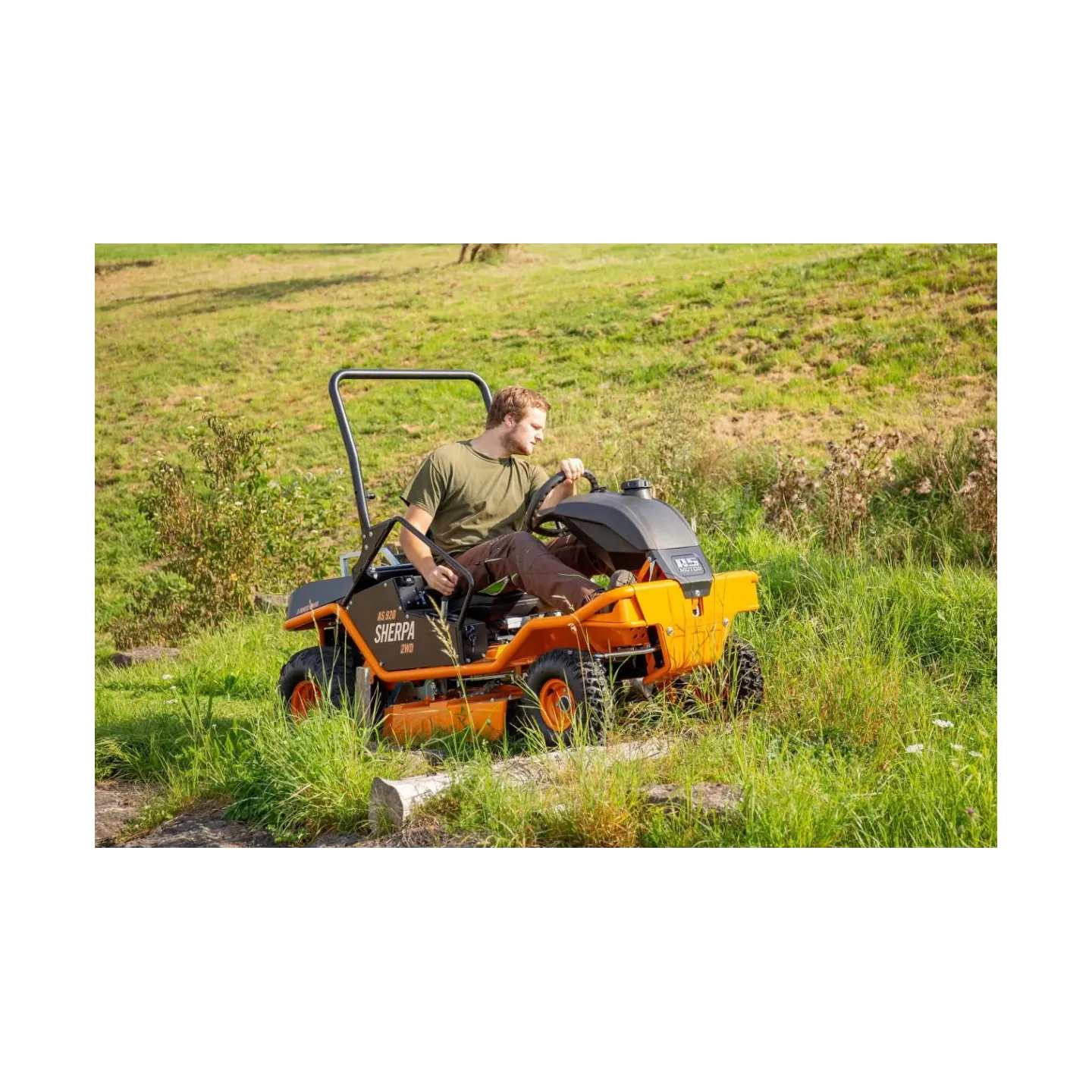 TONDEUSE DÉBROUSSAILLEUSE AUTOPORTÉE – AS MOTOR – AS 920 Sherpa 2WD Loncin