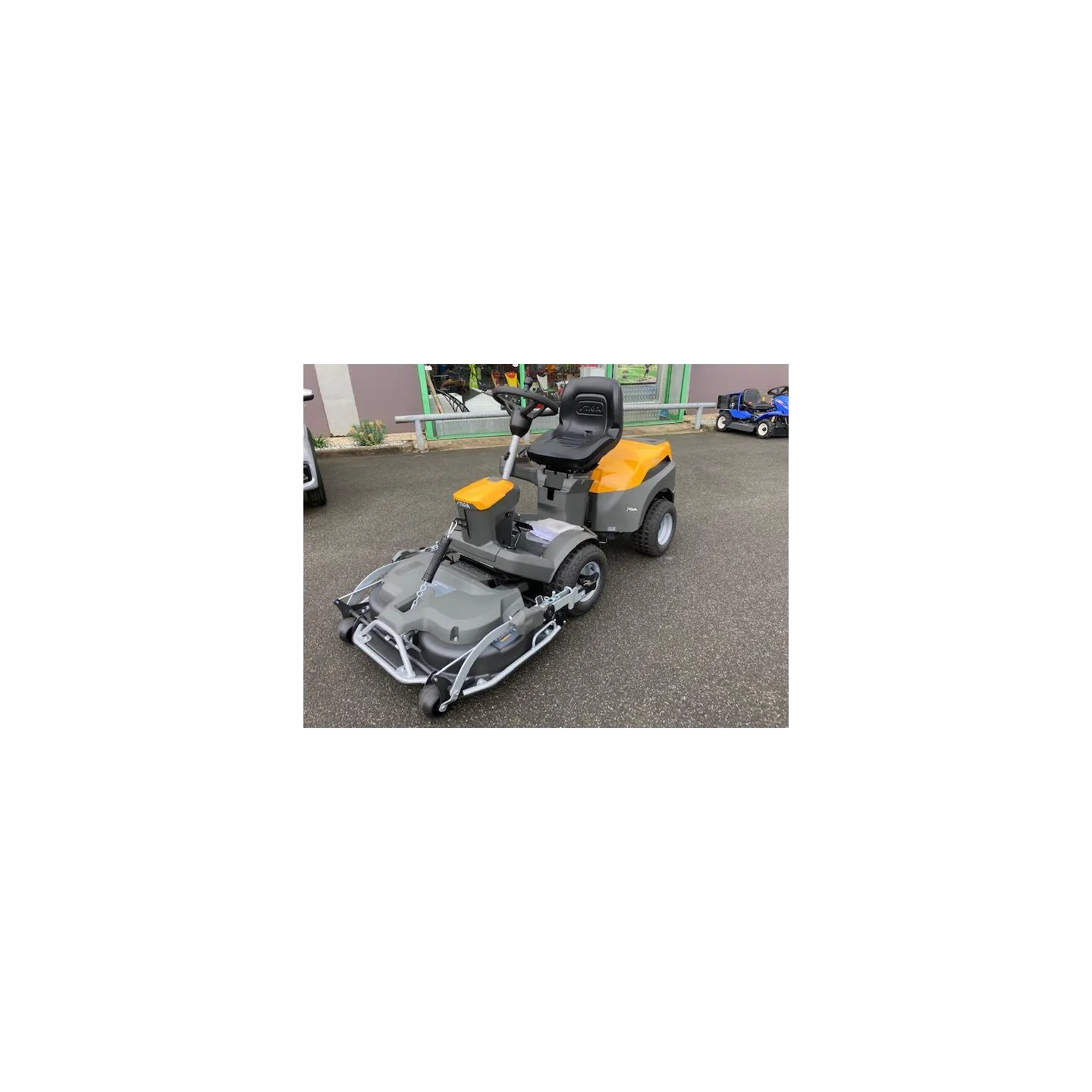 Tondeuse autoportée – STIGA – PARK500W/COMBI95Q