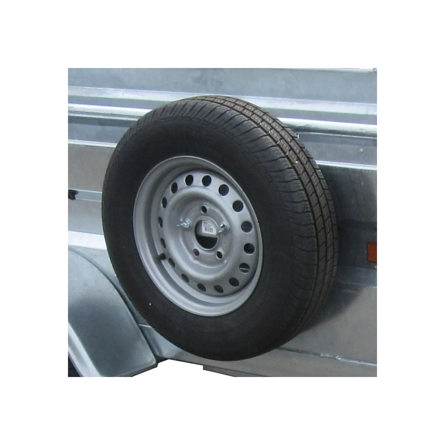 Roue 155/70X13 4X100 - LIDER 39440 à 41480 et 43440 à 43460