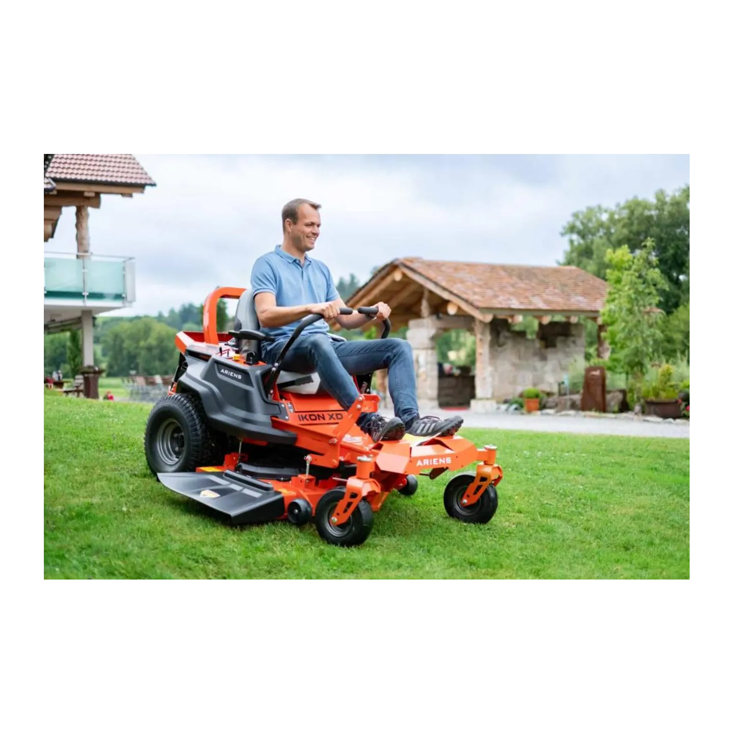 Autoportée ZTurn - IKON XD 52 - ARIENS - 132cm