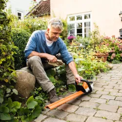 Taille-haie à batterie intégré - STIHL - HSA 45 – 50 cm-  AI SYSTEME