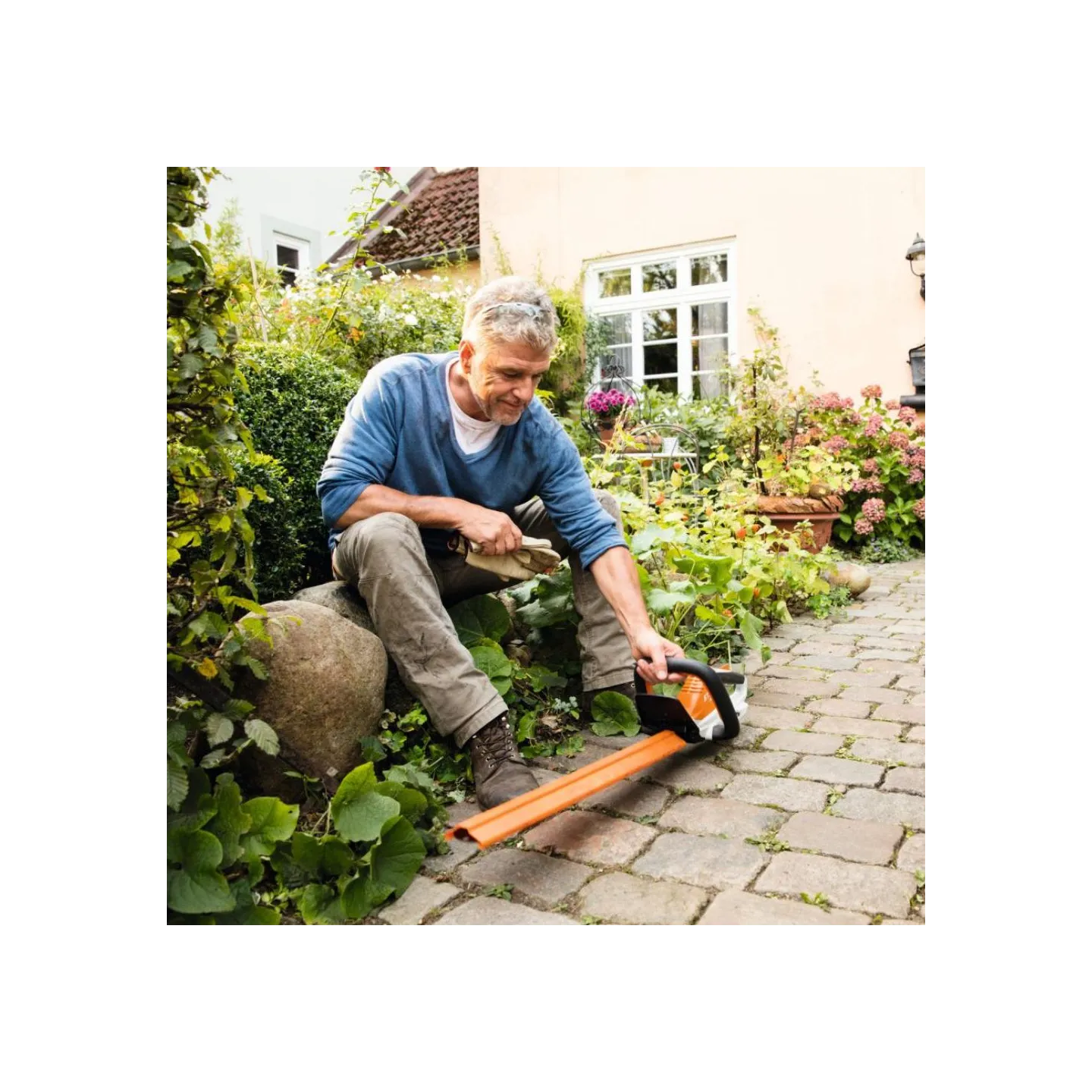 Taille-haie à batterie intégré - STIHL - HSA 45 – 50 cm-  AI SYSTEME